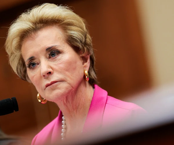 McMahon Warns Harvard: Obey Law On DEI