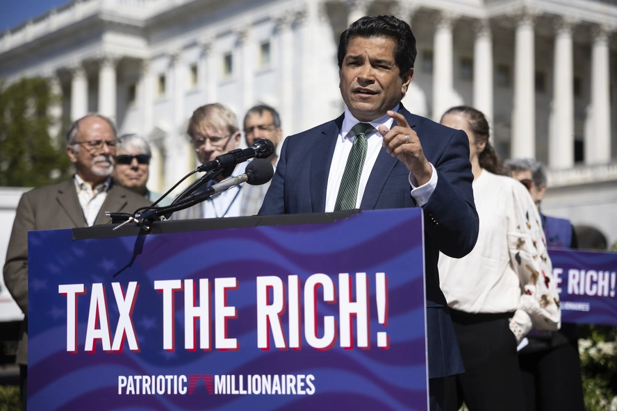 Rep. Jimmy Gomez Being Investigated For ‘Sexual Harassments And Assault,’ Lawyers Allege