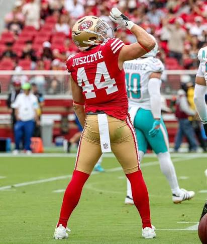 49ers’ Kyle Juszczyk Slapped With Fine For Allegedly Imitating ‘Chugging A Beer’