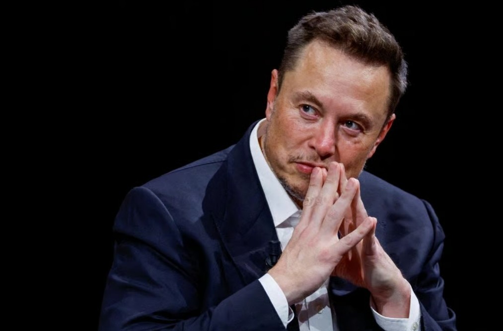 Elon Musk Makes A Move On The Banks