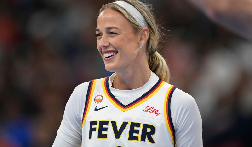Sophie Cunningham Says Faith Keeps Her Grounded: ‘I’m Not Living For Their Praise’