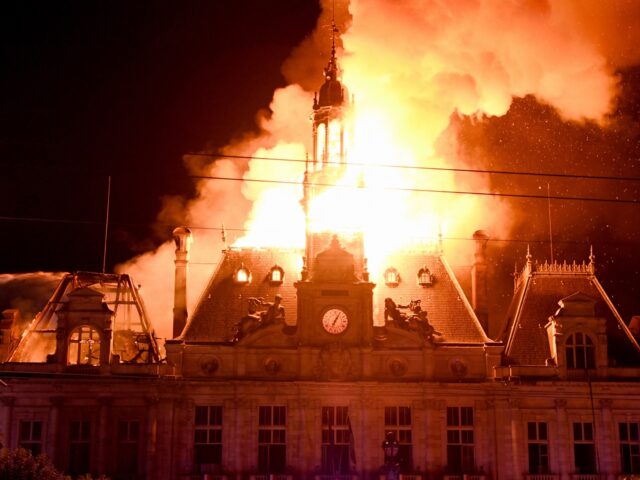 France In Flames: 550,000 Protesters Take To The Streets As Macron Erupts, ‘Let Them Come And Get Me!’