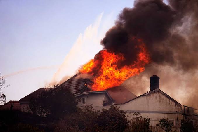 570-Acre Norte Fire Burns Homes In San Clemente, San Juan Capistrano; Evacuations Ordered